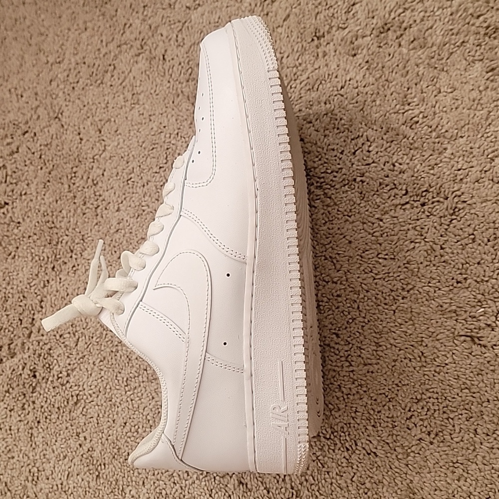 Men size 11 air force 1